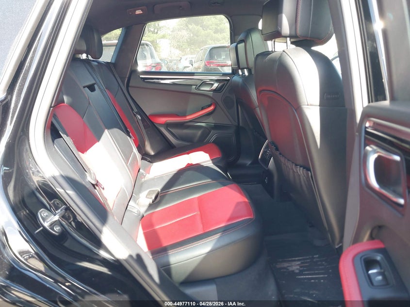 2021 Porsche Macan VIN WP1AA2A5XMLB08457 IAAI salvage auction — FRONT END, Salvage Title, sold $17,300 on 2026-07-22 (photo 8)