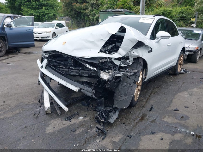 2025 Porsche Macan VIN WP1AA2A51SLB02401 IAAI salvage auction — FRONT END, Salvage (North Carolina), sold $12,700 on 2026-07-30 (photo 2)