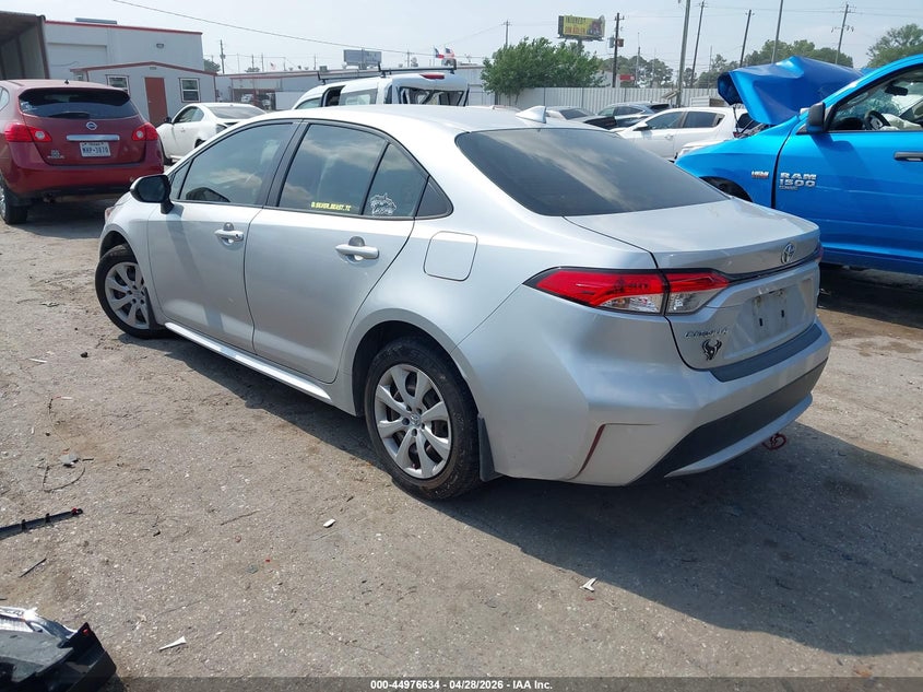 2021 Toyota Corolla VIN JTDEPMAE7MJ161349 IAAI salvage auction — RIGHT SIDE, Original (Texas), sold $3,500 on 2026-07-29 (photo 3)
