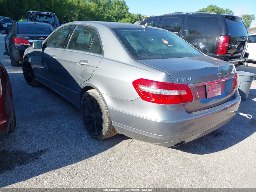2011 Mercedes-benz E-klasse VIN WDDHF8HB7BA367020 IAAI salvage auction — LEFT REAR, Clear (Missouri), sold $575 on 2026-08-12 (photo 3)