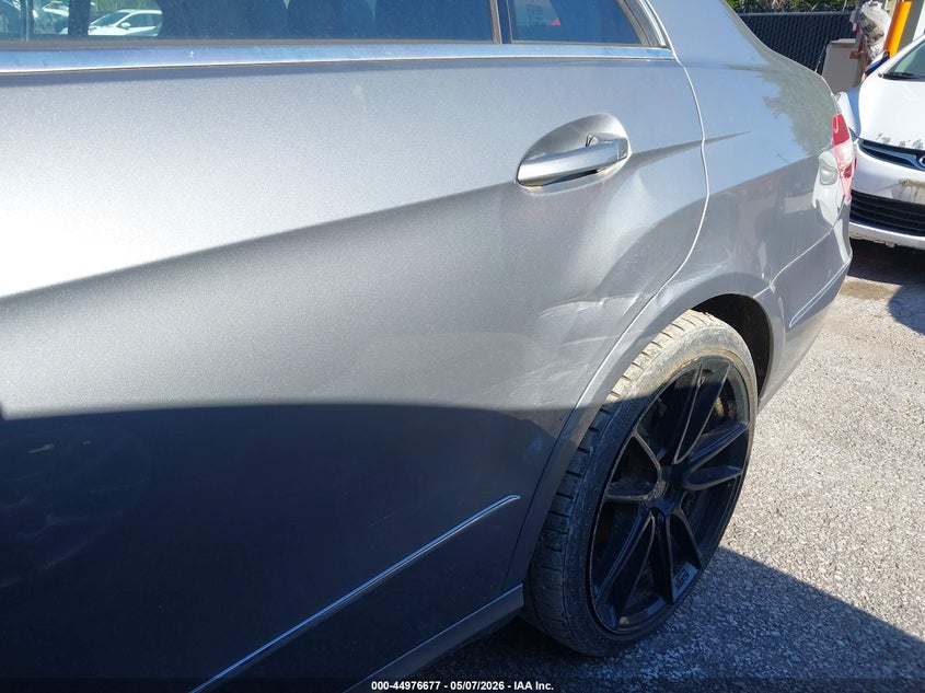 2011 Mercedes-benz E-klasse VIN WDDHF8HB7BA367020 IAAI salvage auction — LEFT REAR, Clear (Missouri), sold $575 on 2026-08-12 (photo 6)