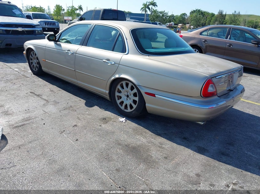 2004 Jaguar Xj series VIN SAJWA71C94SG15167 IAAI salvage auction — NORMAL WEAR, Clear (Maryland), sold $425 on 2026-07-09 (photo 3)