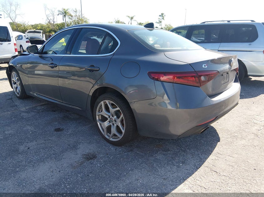 2019 Alfa romeo Giulia VIN ZARFANBN6K7603189 IAAI salvage auction — FRONT & REAR, Rebuildable (Florida), sold $4,900 on 2026-07-13 (photo 3)