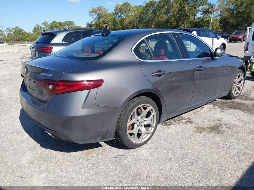 2019 Alfa romeo Giulia VIN ZARFANBN6K7603189 IAAI salvage auction — FRONT & REAR, Rebuildable (Florida), sold $4,900 on 2026-07-13 (photo 4)