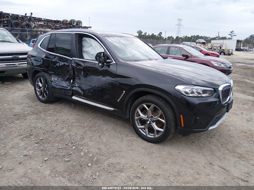 2022 BMW X3 VIN 5UX53DP00N9K62628 IAAI salvage auction — RIGHT SIDE, Salvage Title, sold $10,300 on 2026-08-02 (photo 1)