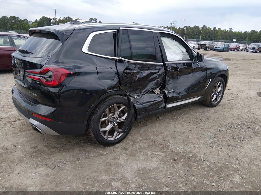 2022 BMW X3 VIN 5UX53DP00N9K62628 IAAI salvage auction — RIGHT SIDE, Salvage Title, sold $10,300 on 2026-08-02 (photo 4)