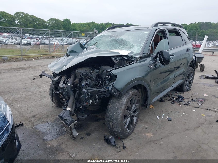 2022 Kia Sorento VIN 5XYRKDLFXNG108829 IAAI salvage auction — FRONT & REAR, Salvage (Idaho), sold $1,450 on 2026-07-16 (photo 2)