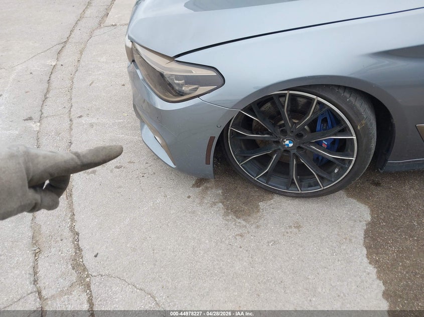 2018 BMW 5er VIN WBAJB9C50JB287272 IAAI salvage auction — FRONT & REAR, Salvage (Illinois), sold $8,400 on 2026-07-14 (photo 6)