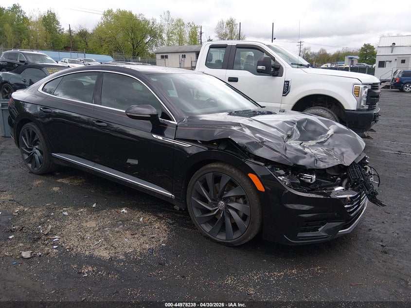 2019 Volkswagen Arteon VIN WVWSR7AN1KE031927 IAAI salvage auction — FRONT END, Salvage (Pennsylvania), sold $4,050 on 2026-07-21 (photo 1)