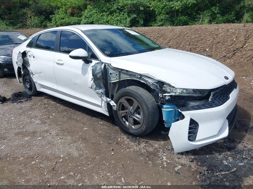 2021 Kia K5 VIN 5XXG14J23MG045263 IAAI salvage auction — RIGHT FRONT, Salvage (Indiana), sold $2,950 on 2026-07-29 (photo 1)