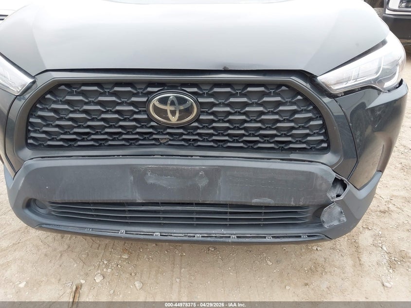2023 Toyota Corolla cross VIN 7MUCAAAG4PV040719 IAAI salvage auction — FRONT & REAR, Original (Texas), sold $7,900 on 2026-07-08 (photo 6)
