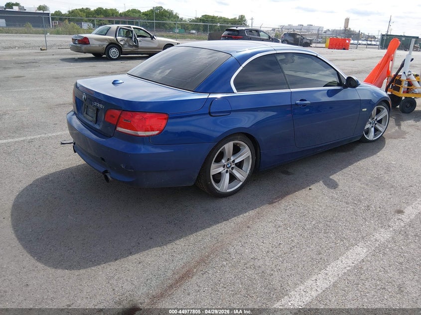 2007 BMW 3er VIN WBAWL73577PX45215 IAAI salvage auction — UNKNOWN, Salvage (Illinois), sold $1,375 on 2026-07-14 (photo 4)