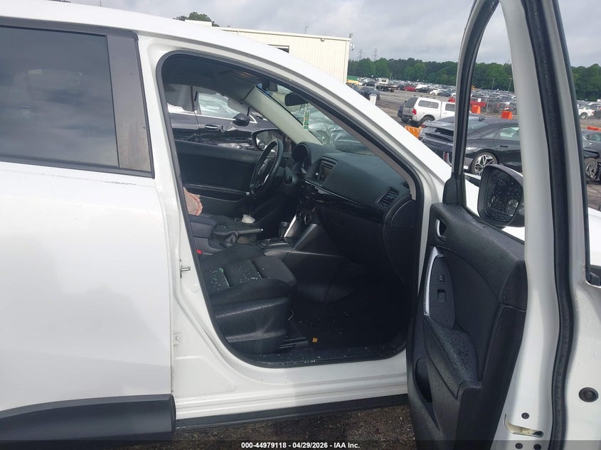 2014 Mazda Cx-5 VIN JM3KE2CY3E0380070 IAAI salvage auction — SIDE, Salvage Title, sold $2,250 on 2026-07-11 (photo 5)