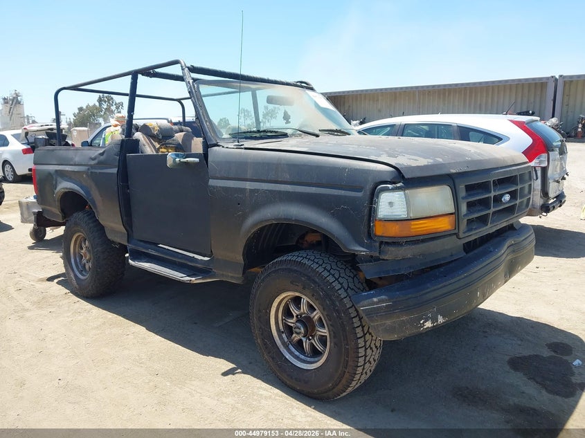 1995 Ford Bronco VIN 1FMEU15HXSLB98159 IAAI salvage auction — NORMAL WEAR, Salvage (California), sold $250 on 2026-07-08 (photo 1)