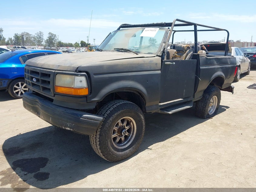 1995 Ford Bronco VIN 1FMEU15HXSLB98159 IAAI salvage auction — NORMAL WEAR, Salvage (California), sold $250 on 2026-07-08 (photo 2)