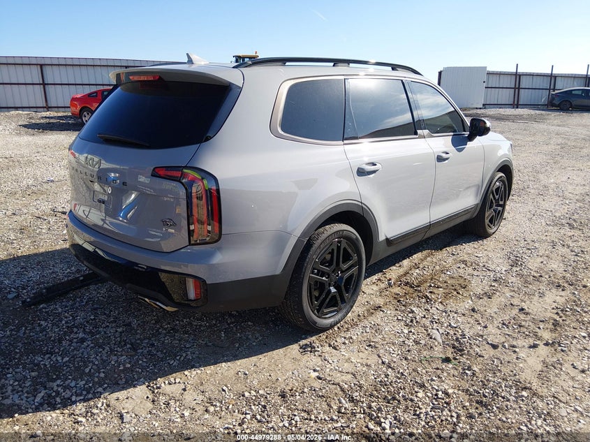 2025 Kia Telluride VIN 5XYP5DGC4SG615607 IAAI salvage auction — SIDE, Clear (Arkansas), sold $19,800 on 2026-07-08 (photo 4)