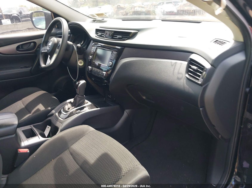 2022 Nissan Rogue VIN JN1BJ1AW0NW477288 IAAI salvage auction — RIGHT SIDE, Salvage Title, sold $4,600 on 2026-07-14 (photo 5)