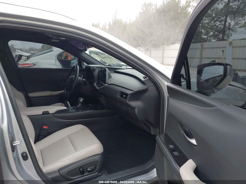 2023 Lexus Ux VIN JTHP6JBH7P2146608 IAAI salvage auction — FRONT END, Salvage Title, sold $10,700 on 2026-07-05 (photo 5)