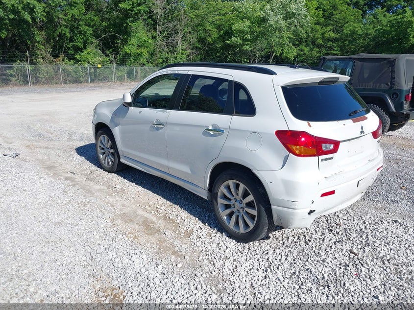 2011 Mitsubishi Outlander VIN JA4AP4AU7BZ013717 IAAI salvage auction — UNKNOWN, Salvage (Kentucky), sold $350 on 2026-07-11 (photo 3)