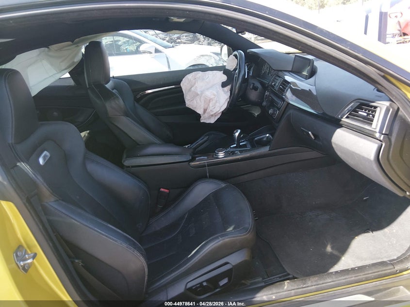 2015 BMW M4 VIN WBS3R9C59FK331681 IAAI salvage auction — FRONT END, Salvage (Illinois), sold $13,800 on 2026-08-22 (photo 5)