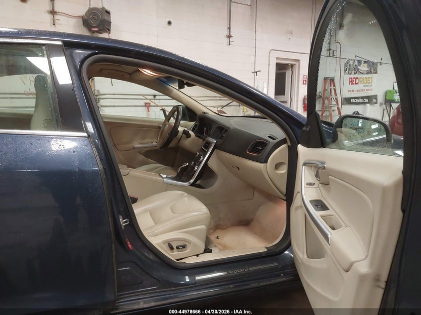 2015 Volvo S60 VIN YV1612TK1F1346829 IAAI salvage auction — FRONT END, Salvage (Maine), sold $1,075 on 2026-08-10 (photo 5)