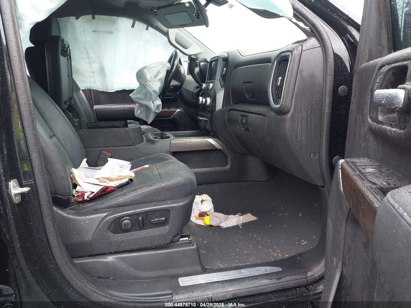 2019 Gmc SIERRA VIN 3GTU9DEDXKG133910 IAAI salvage auction — ROLLOVER, Salvage Title, sold $2,100 on 2026-07-09 (photo 5)