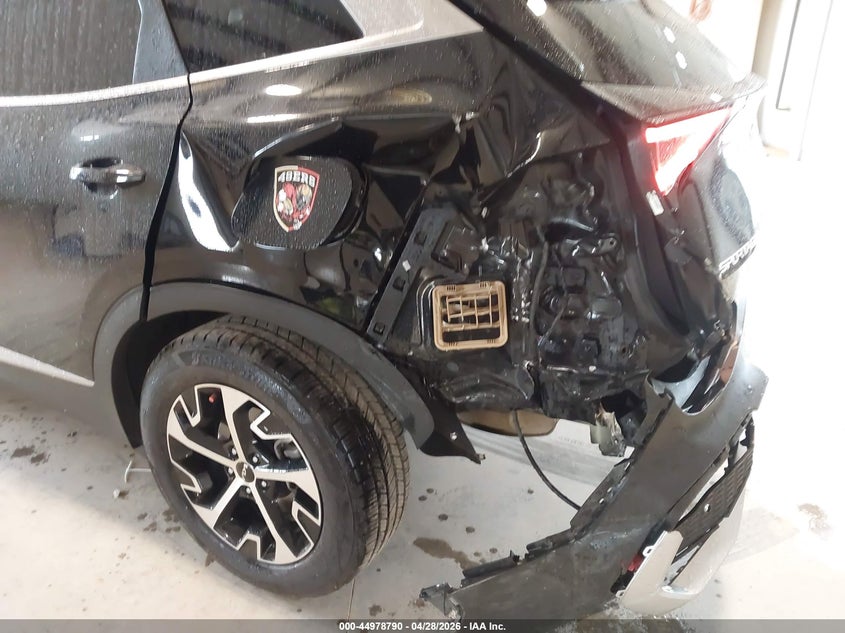 2023 Kia Sportage VIN KNDPVCAG3P7030883 IAAI salvage auction — REAR END, Salvage Title, sold $8,300 on 2026-07-17 (photo 6)