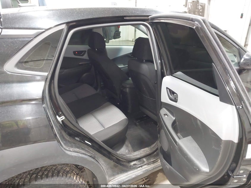 2019 Hyundai Kona VIN KM8K1CAA9KU330760 IAAI salvage auction — FRONT END, Salvage Title, sold $25 on 2026-07-24 (photo 8)