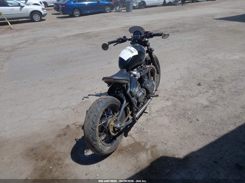 2024 Triumph motorcycle Bonneville VIN SMTD53HL9RTBP6838 IAAI salvage auction — SIDE, Salvage (California), sold $3,850 on 2026-07-29 (photo 4)