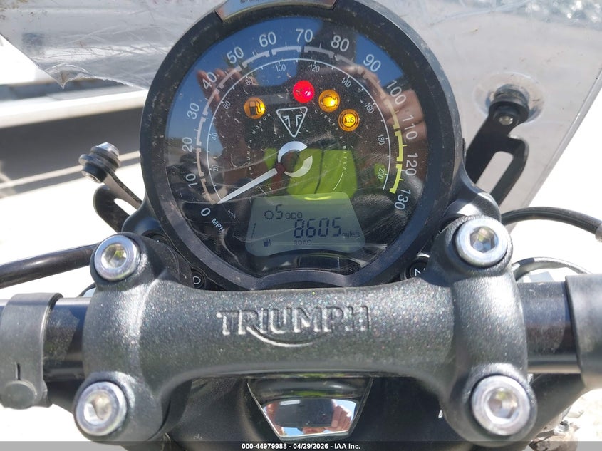 2024 Triumph motorcycle Bonneville VIN SMTD53HL9RTBP6838 IAAI salvage auction — SIDE, Salvage (California), sold $3,850 on 2026-07-29 (photo 7)