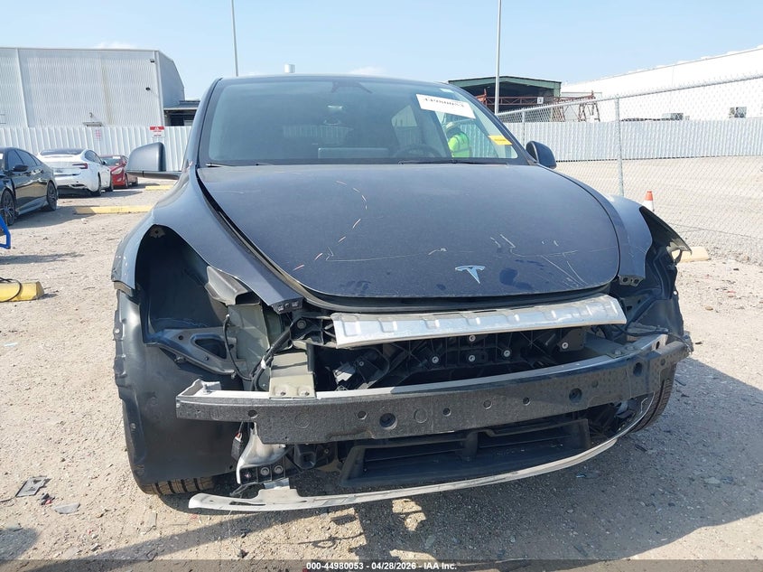 2024 Tesla Model y VIN 7SAYGDED1RF152274 IAAI salvage auction — FRONT END, Salvage (Texas), sold $11,550 on 2026-07-16 (photo 6)