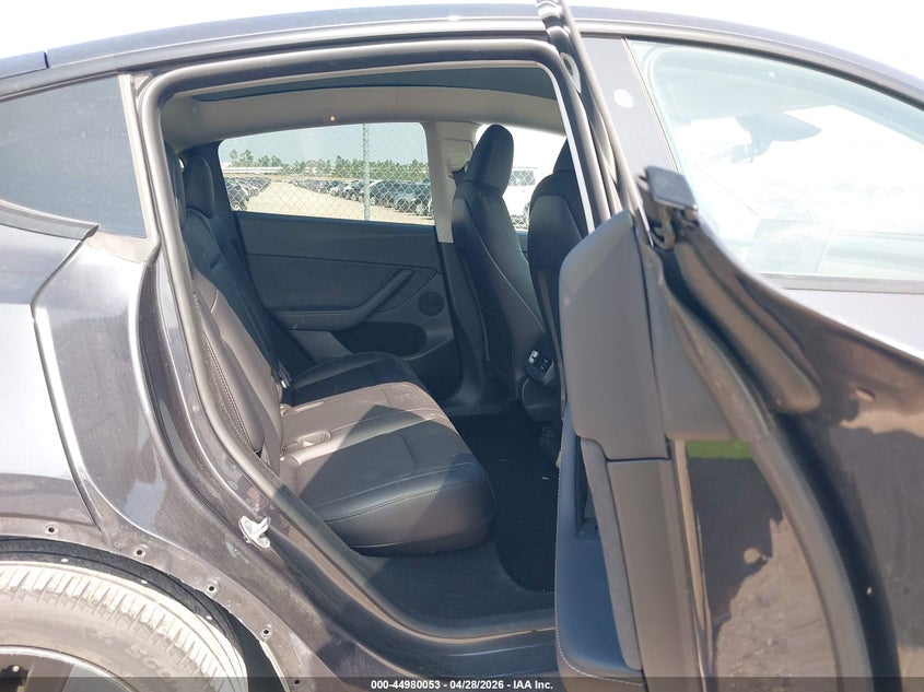 2024 Tesla Model y VIN 7SAYGDED1RF152274 IAAI salvage auction — FRONT END, Salvage (Texas), sold $11,550 on 2026-07-16 (photo 8)