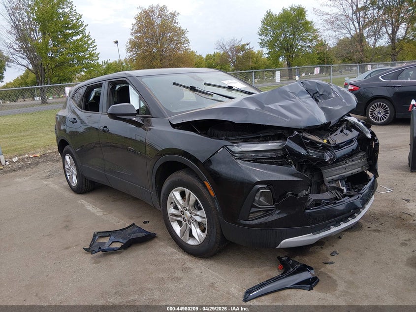 2021 Chevrolet Blazer VIN 3GNKBCRS2MS585100 IAAI salvage auction — FRONT END, Salvage Title, sold $2,400 on 2026-07-27 (photo 1)