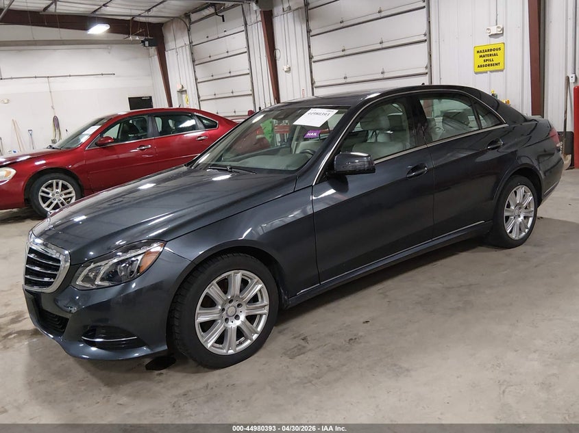 2014 Mercedes-benz E-klasse VIN WDDHF5KB5EA896204 IAAI salvage auction — HAIL, Salvage (Iowa), sold $4,500 on 2026-07-28 (photo 2)