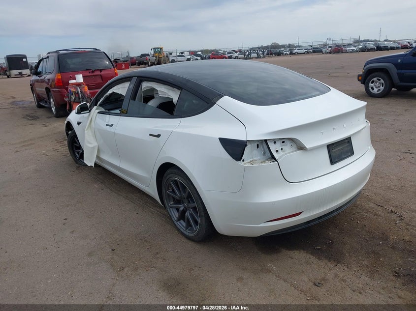 2021 Tesla Model 3 VIN 5YJ3E1EB1MF961017 IAAI salvage auction — RIGHT FRONT, Regular (South Dakota), sold $4,650 on 2026-07-09 (photo 3)
