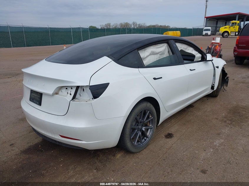 2021 Tesla Model 3 VIN 5YJ3E1EB1MF961017 IAAI salvage auction — RIGHT FRONT, Regular (South Dakota), sold $4,650 on 2026-07-09 (photo 4)