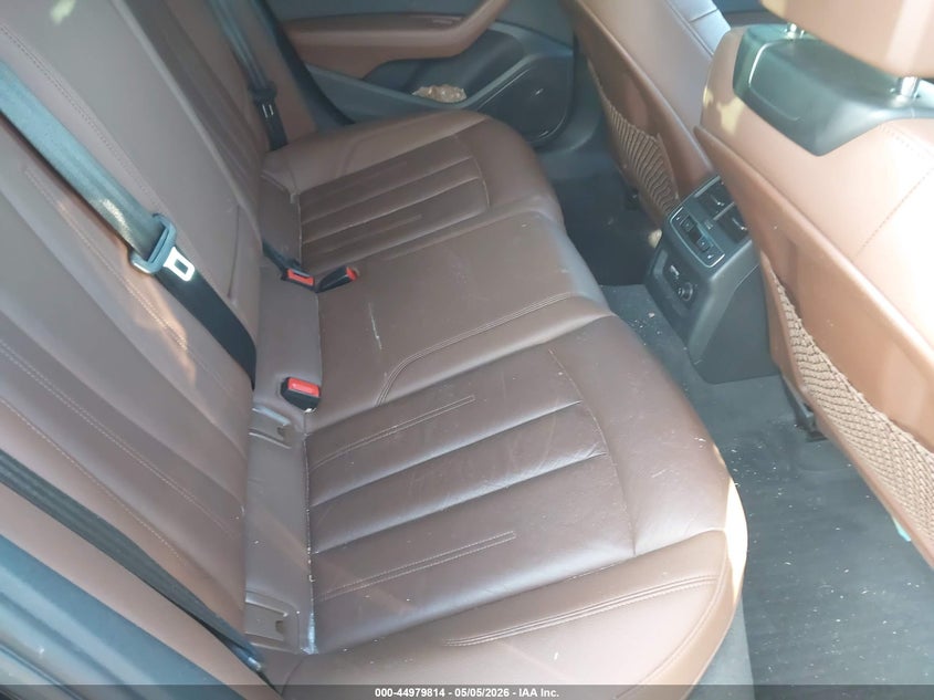 2019 Audi A4 VIN WAUENAF46KA074315 IAAI salvage auction — FRONT END, Mv-907A (New York), sold $6,200 on 2026-07-09 (photo 8)