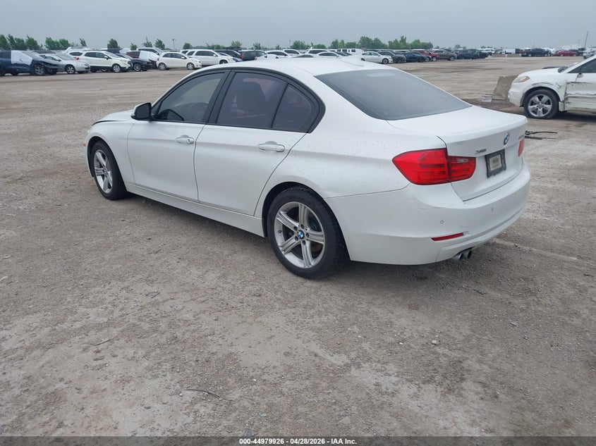 2014 BMW 3er VIN WBA3B5C52EP541154 IAAI salvage auction — FRONT END, Salvage (Texas), sold $1,000 on 2026-08-19 (photo 3)