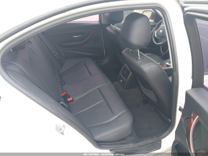 2014 BMW 3er VIN WBA3B5C52EP541154 IAAI salvage auction — FRONT END, Salvage (Texas), sold $1,000 on 2026-08-19 (photo 8)