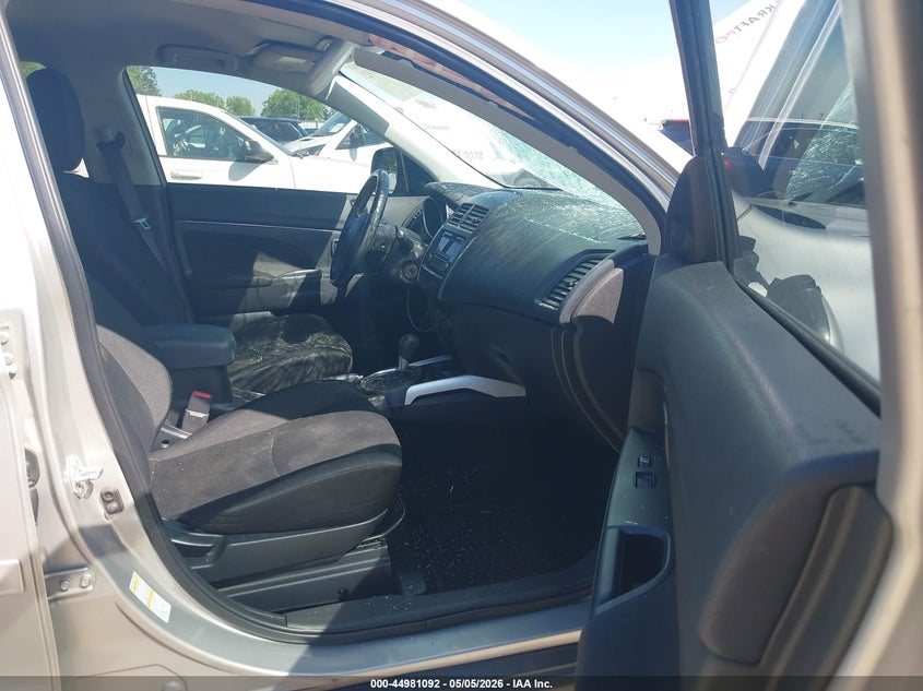 2014 Mitsubishi Outlander VIN 4A4AP3AU0EE025857 IAAI salvage auction — FRONT END, Wait Title, sold $1,100 on 2026-08-23 (photo 5)