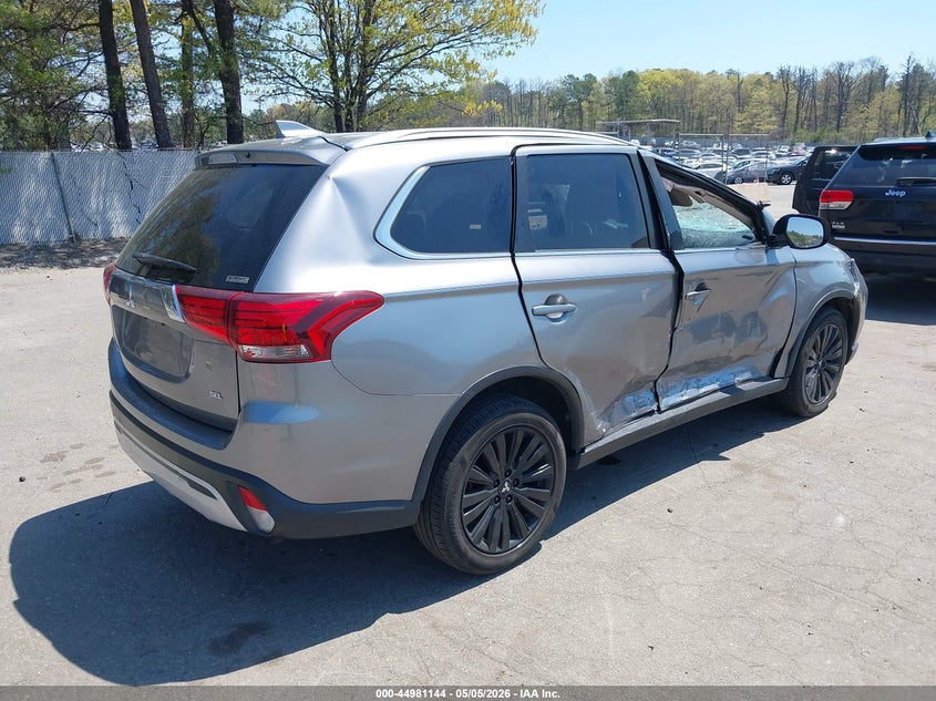 2020 Mitsubishi Outlander VIN JA4AZ3A3XLZ045476 IAAI salvage auction — ROLLOVER, Mv-907A (New York), sold $1,900 on 2026-07-16 (photo 4)