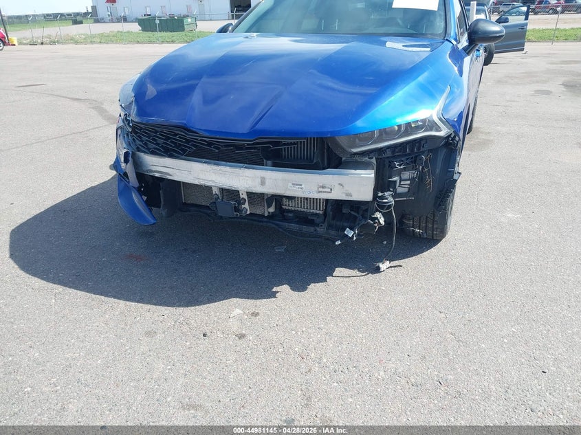 2021 Kia K5 VIN 5XXG64J2XMG059064 IAAI salvage auction — FRONT END, Wait Title, sold $450 on 2026-07-29 (photo 6)
