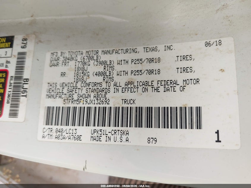 2018 Toyota Tundra VIN 5TFRM5F19JX132692 IAAI salvage auction — LEFT & RIGHT, Wait Title, sold $4,675 on 2026-07-16 (photo 9)