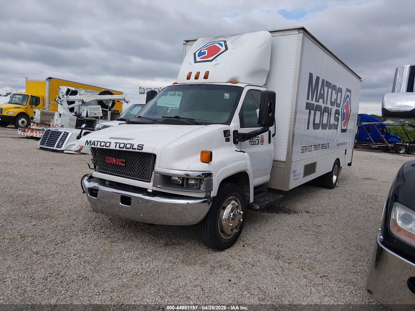2005 Gmc C5500 VIN 1GDJ5C1205F518438 IAAI salvage auction — FRONT END, Salvage (Kansas), sold $525 on 2026-07-08 (photo 2)