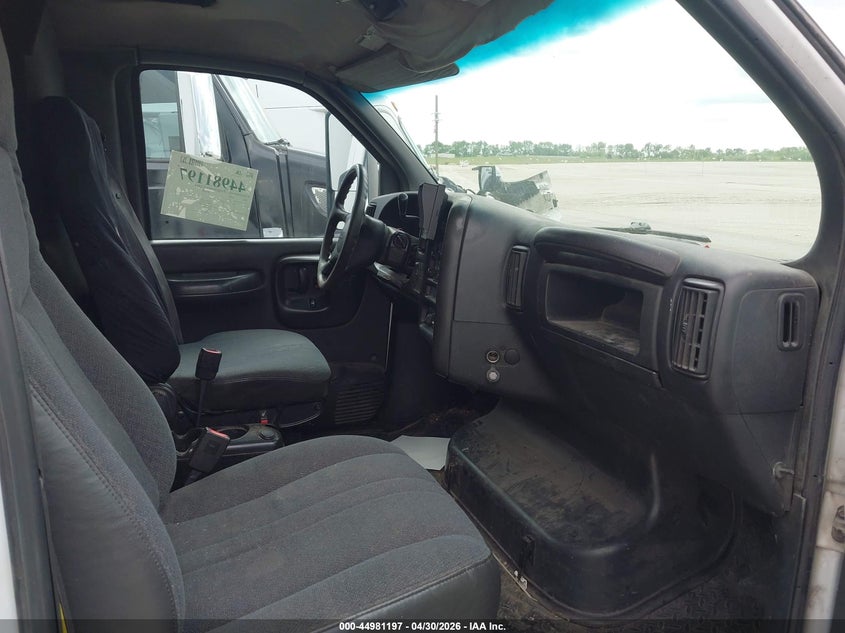 2005 Gmc C5500 VIN 1GDJ5C1205F518438 IAAI salvage auction — FRONT END, Salvage (Kansas), sold $525 on 2026-07-08 (photo 7)