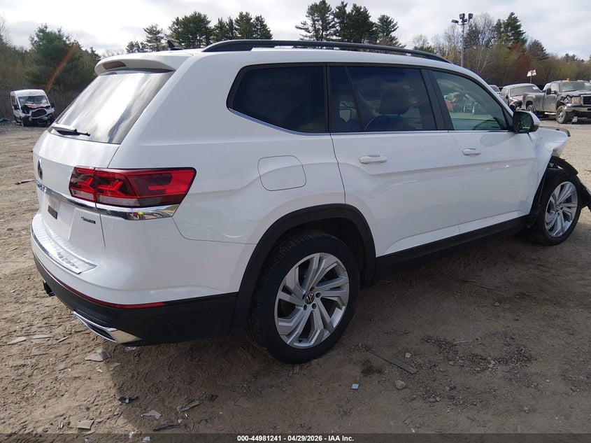 2023 Volkswagen Atlas VIN 1V2HR2CA7PC557181 IAAI salvage auction — RIGHT FRONT, Wait Title, sold $7,050 on 2026-07-18 (photo 4)