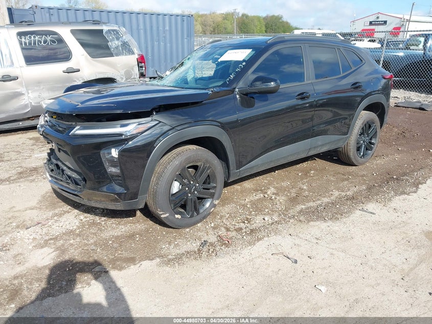 2026 Chevrolet Trax VIN KL77LKEP1TC056200 IAAI salvage auction — RIGHT SIDE, Salvage Title, sold $25 on 2026-07-28 (photo 2)