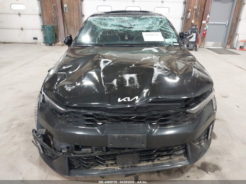 2025 Kia K5 VIN KNAG64J70S5296589 IAAI salvage auction — FRONT & REAR, Salvage Title, sold $3,675 on 2026-07-22 (photo 6)