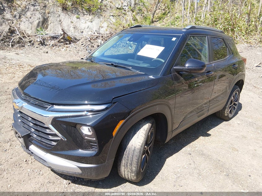 2024 Chevrolet Trailblazer VIN KL79MRSLXRB063242 IAAI salvage auction — RIGHT FRONT, Salvage (Massachusetts), sold $8,100 on 2026-07-11 (photo 2)