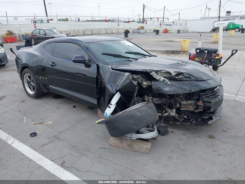 2021 Chevrolet Camaro VIN 1G1FF1R75M0121362 IAAI salvage auction — RIGHT SIDE, Salvage (California), sold $8,200 on 2026-07-29 (photo 1)